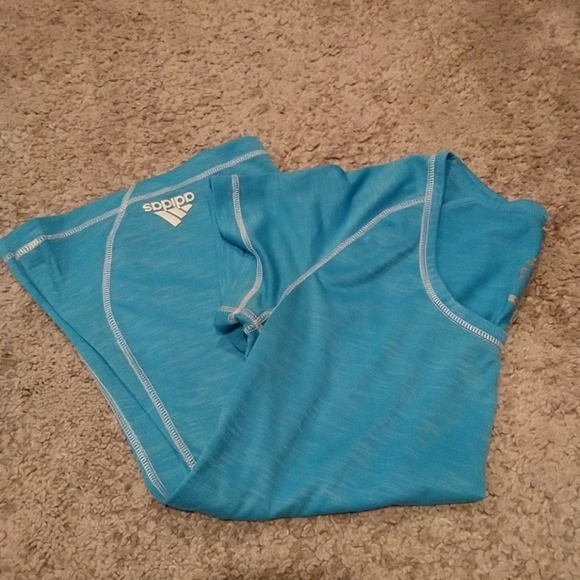 Adidas Blue T-shirt - Picture 5 of 5